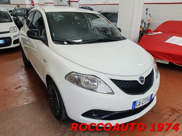 LANCIA Ypsilon 1.2 69 CV 5 porte Gold