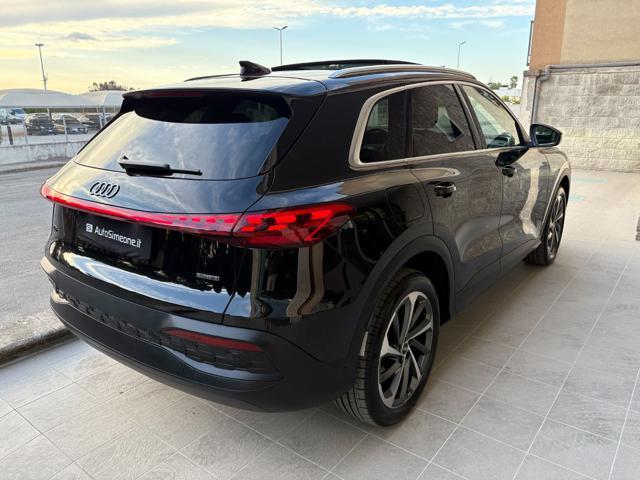 AUDI Q5 2.0 TDI mHEV+ S tronic quattro Business Advanced