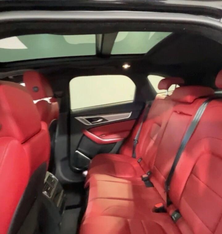 Jaguar F-Pace I4 awd 2.0 cc 250 CV AWD aut. R-Dynamic SE