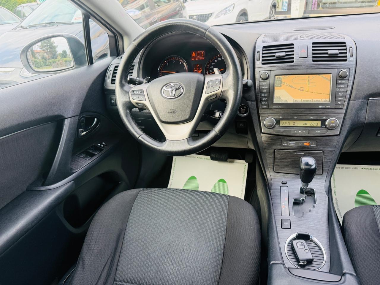 Toyota Avensis 2.2 D-Cat aut. Wagon Executive E5A