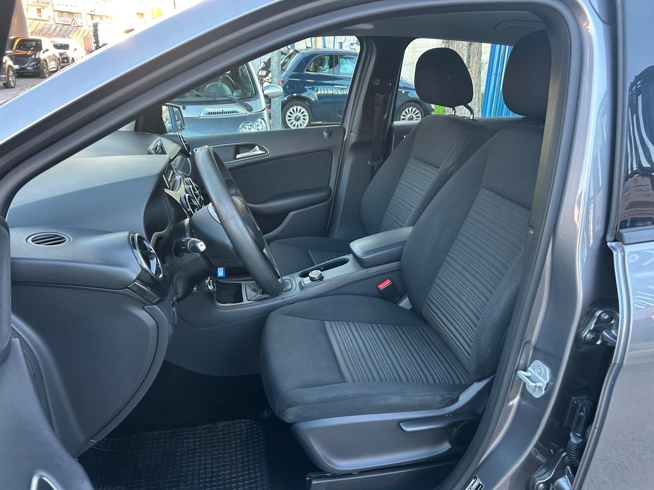 Mercedes-benz B 180 1.5 Diesel 110 cv 2014