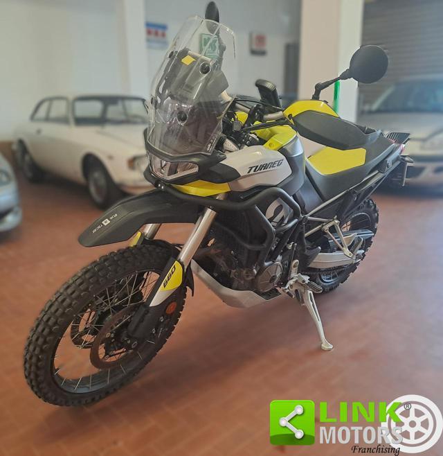 APRILIA Tuareg 660 .