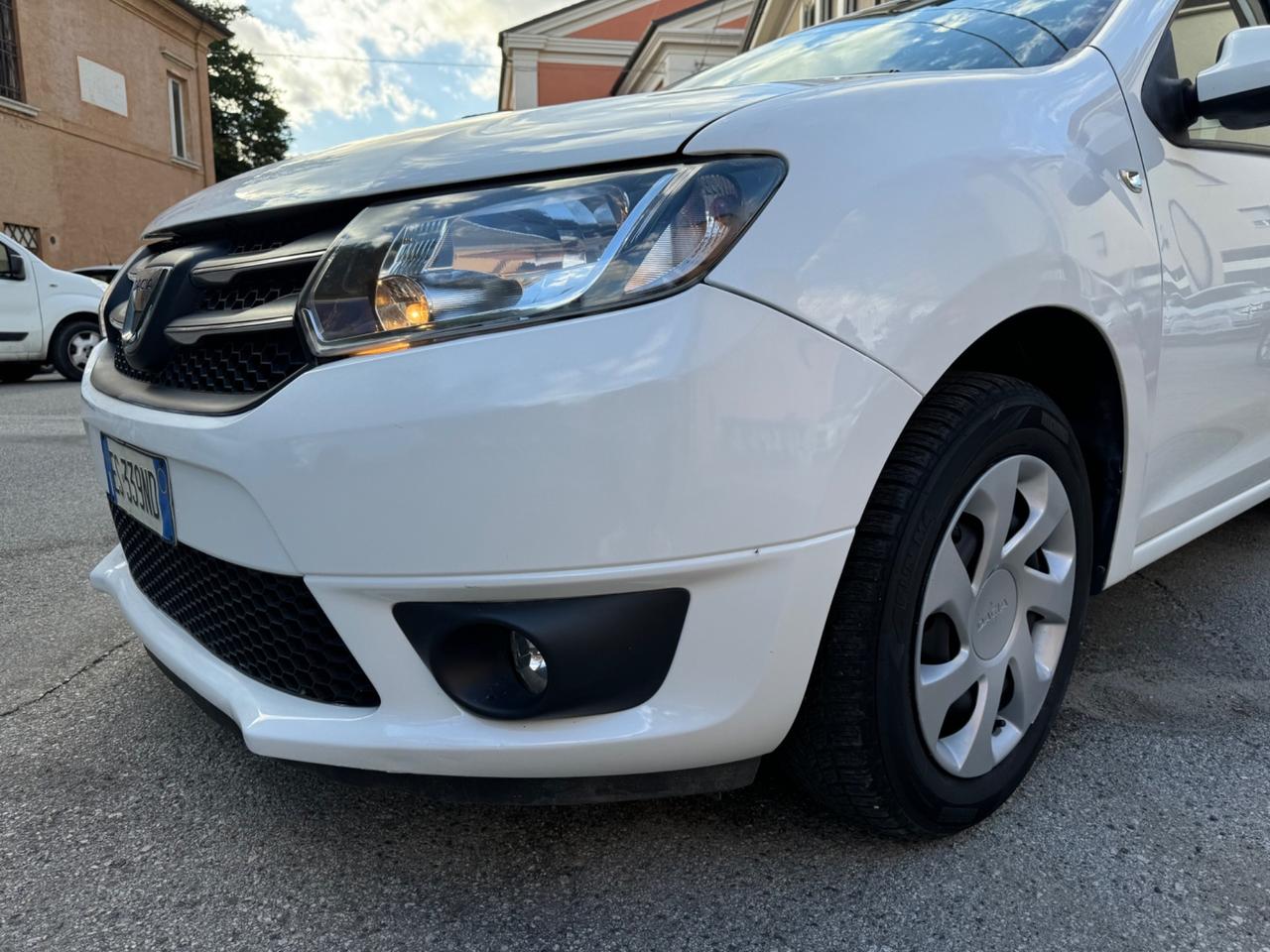 Dacia Sandero 1.2 GPL 75CV Lauréate NEOPATENTATI