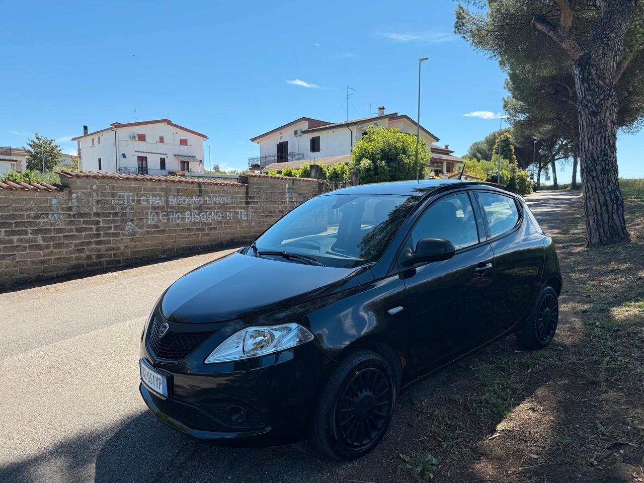 Lancia Ypsilon hybrid