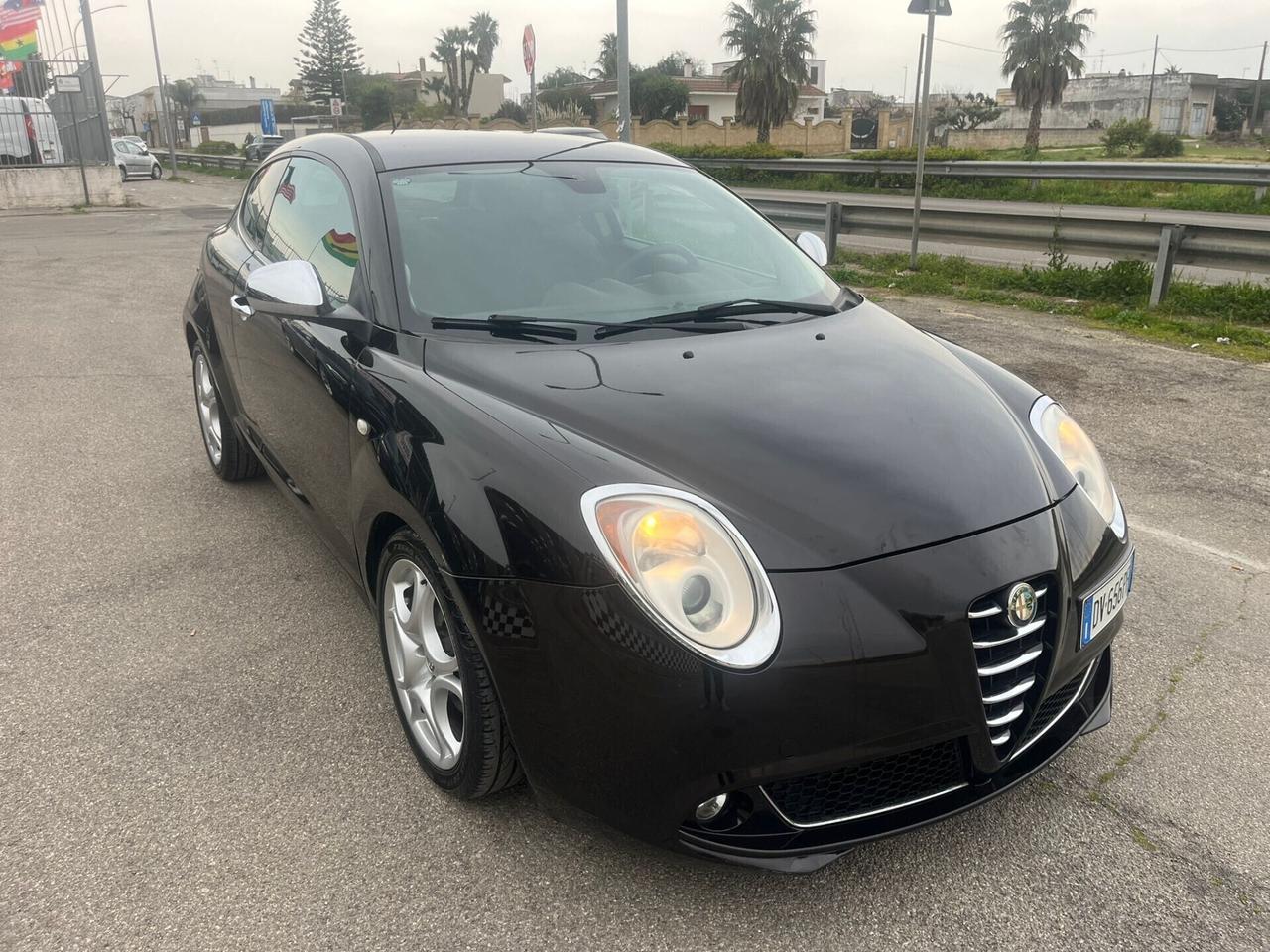 Alfa Romeo MiTo 1.6 JTDDistinctive Sport Pack Unipro 2009