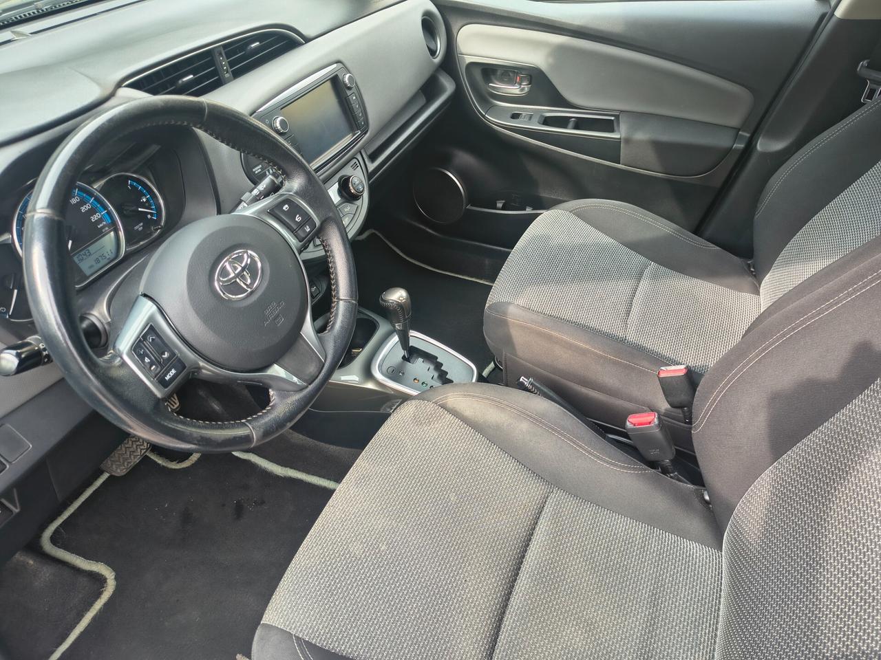 TOYOTA YARIS 1.5 HYBRID 5 PORTE ACTIVE