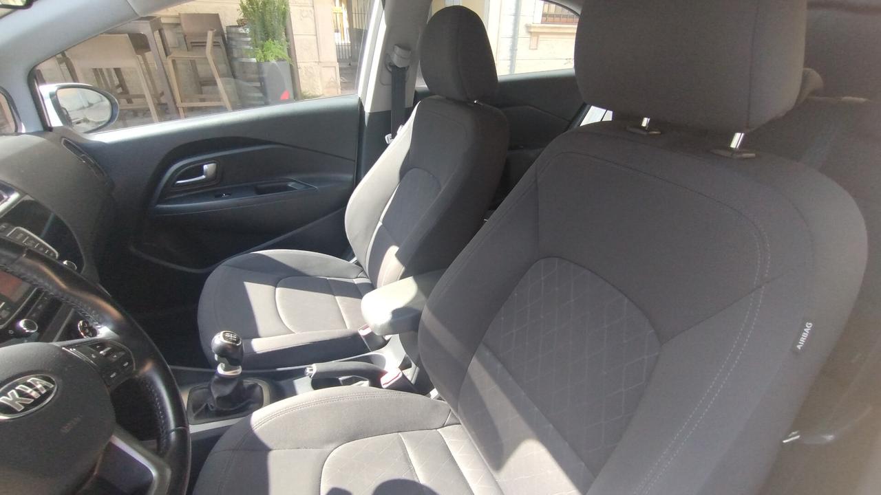 Kia Rio 1.1 CRDi 5p. Active NEOPATENTATI