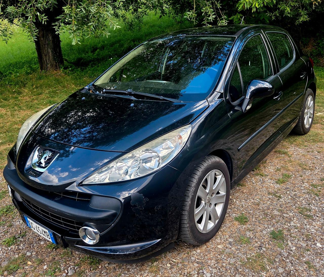 Peugeot 207 1.6 HDi 90CV 5 porte