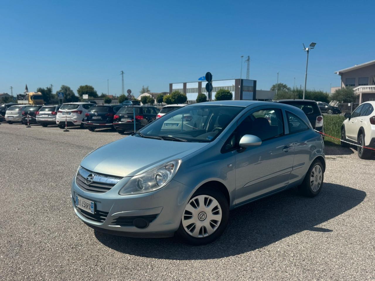 Opel Corsa 1.2 3 porte Sport