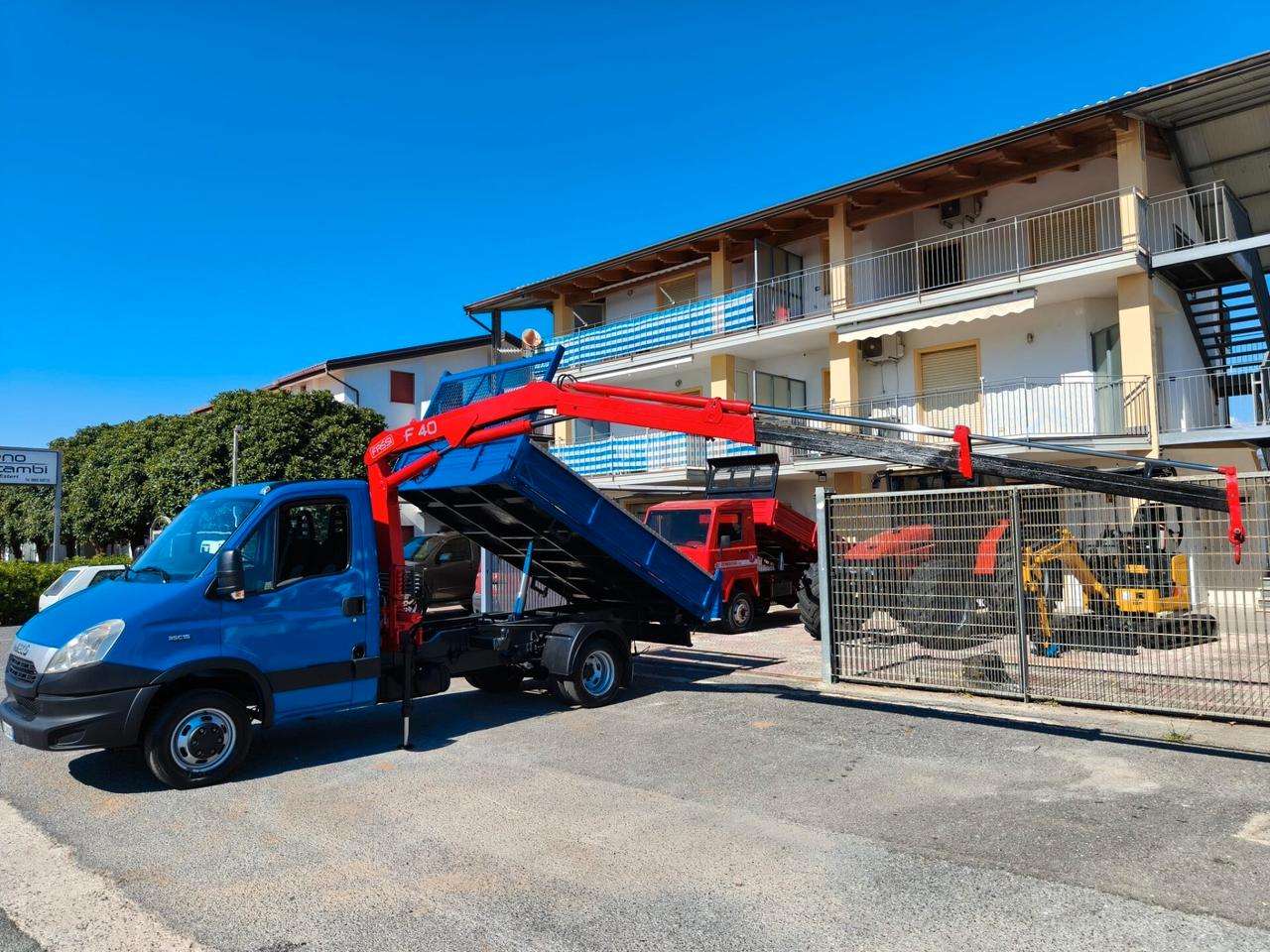 Iveco Daily 35 C15 Ribaltabile + Gru - 2013