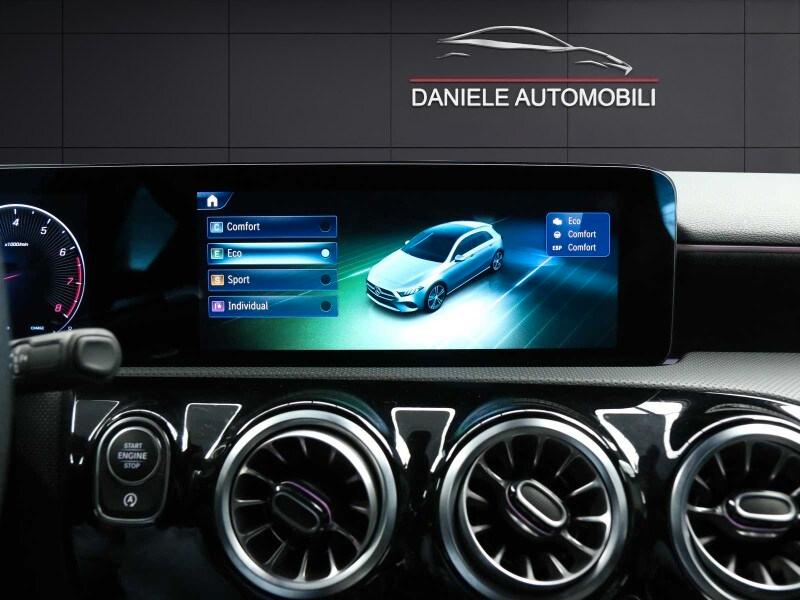 MERCEDES Classe A (W177) A 180 Automatic AM...