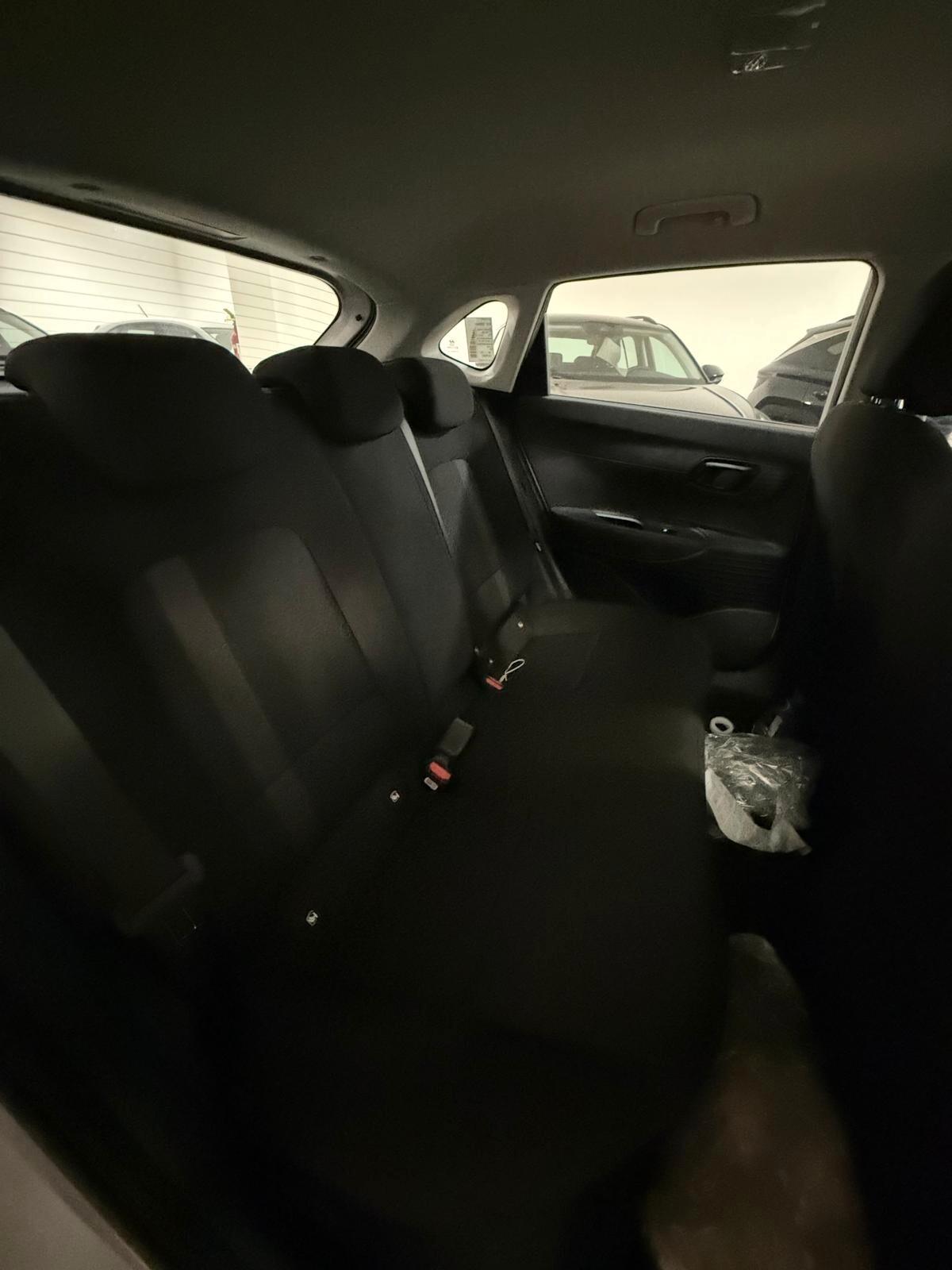 Hyundai i20 1.2 MPI MT Connectline