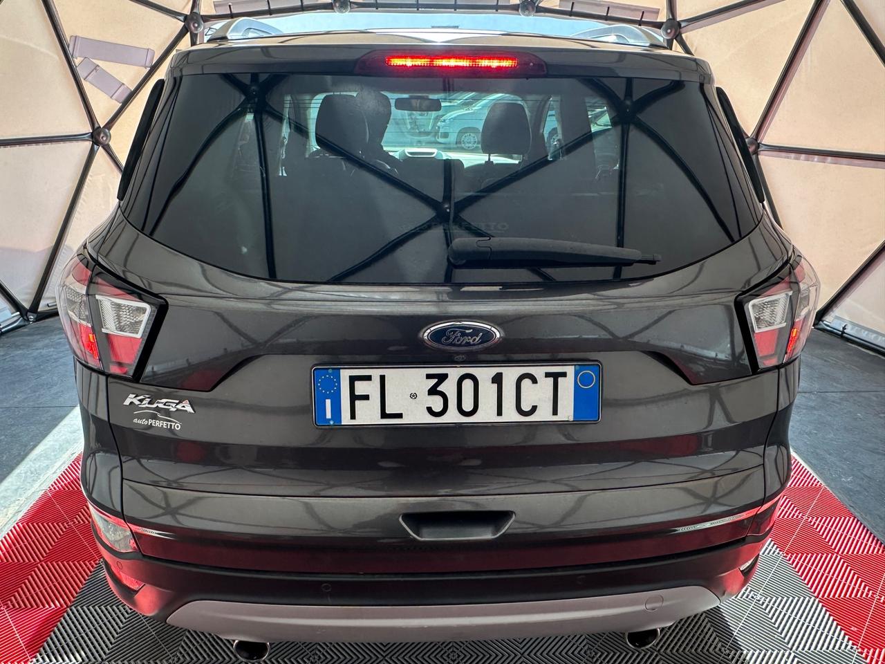 Ford Kuga 1.5 TDCI 120 CV S&S 2WD Powershift Titanium