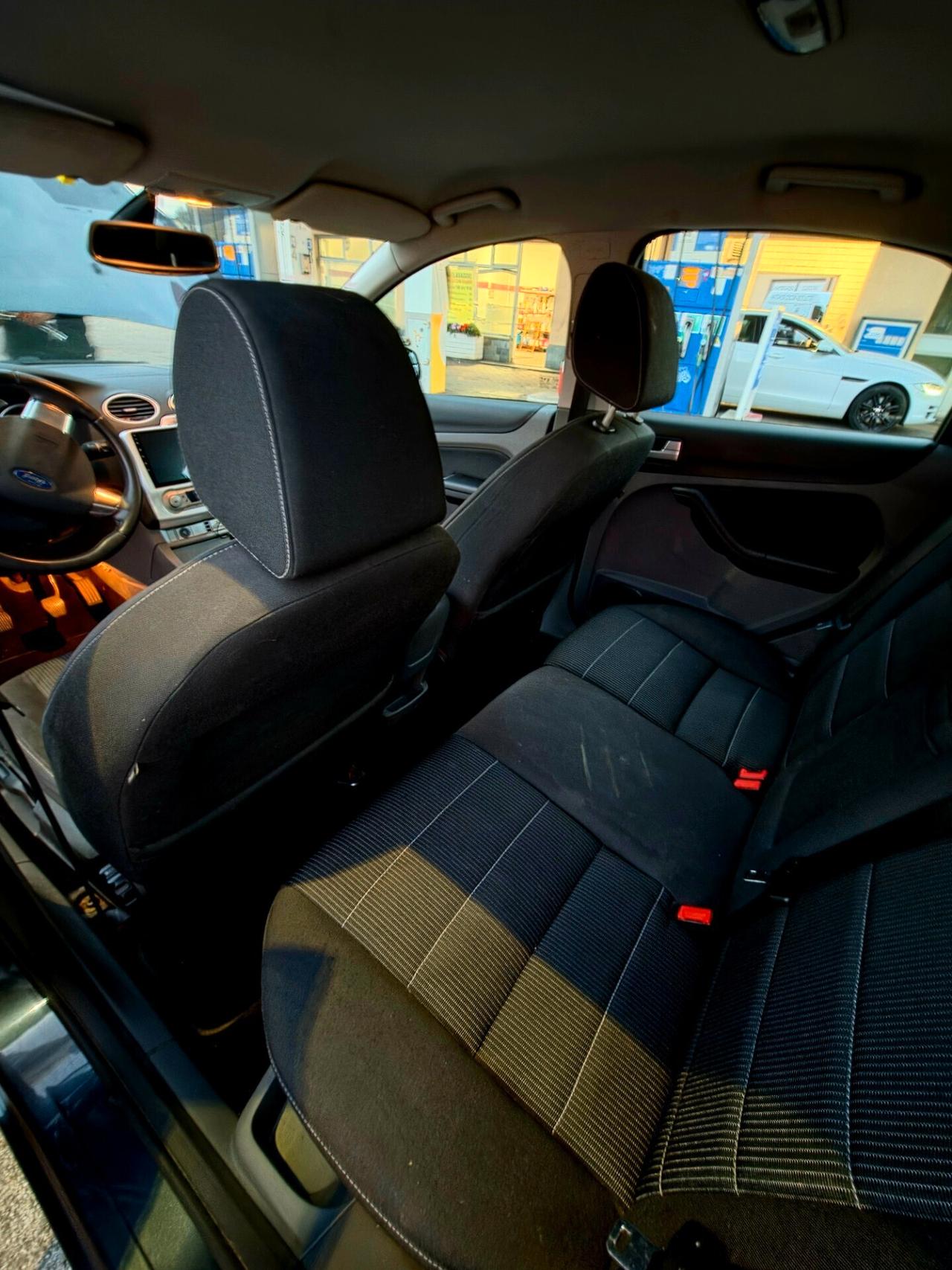 Ford Focus 5p. Bz.- GPL Tit.