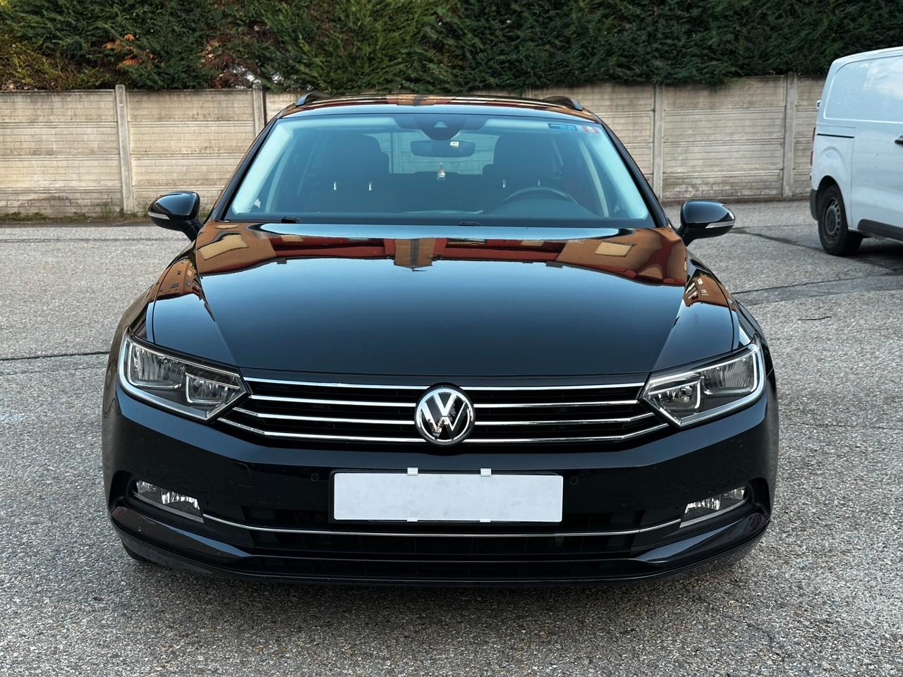 Volkswagen Passat Variant 2.0 TDI DSG Business BlueMotion Tech