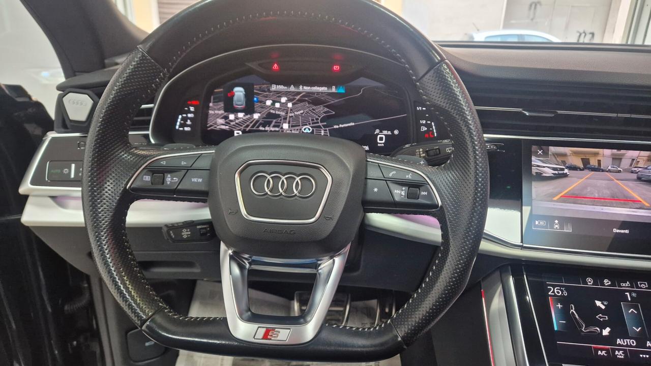 Audi Q8 50 TDI 286 CV quattro s line tetto apribile