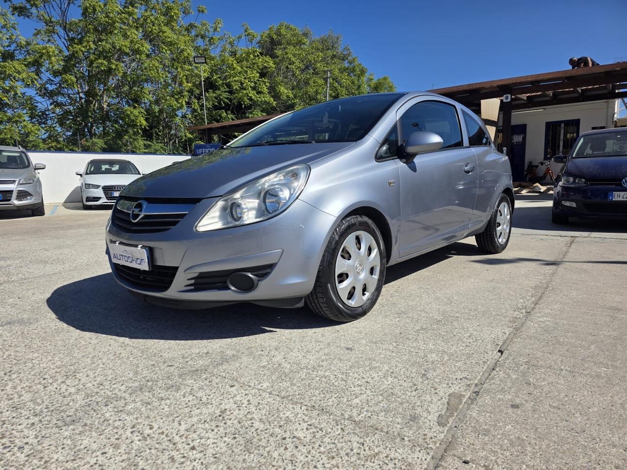 Opel Corsa 1.2 3 porte Club