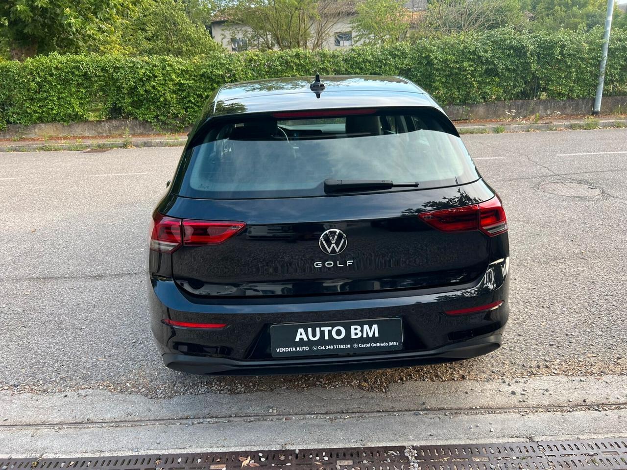 Volkswagen Golf 8 2.0 TDI SCR Style