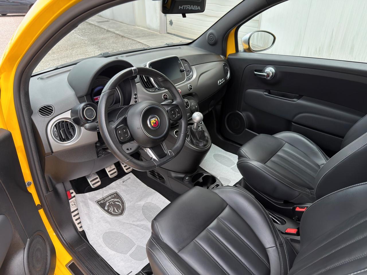 Abarth 595 1.4 Turbo T-Jet 165 CV Turismo