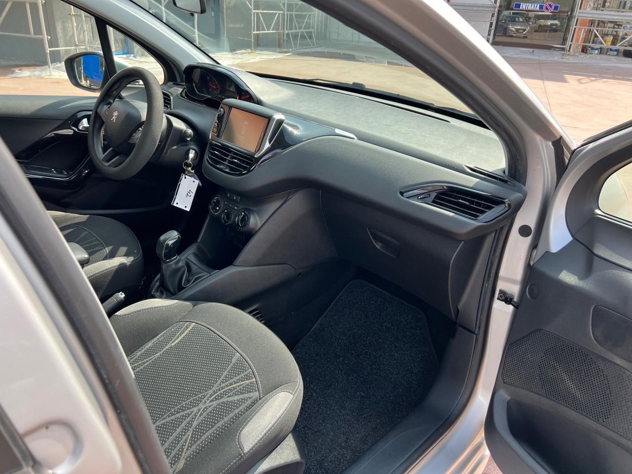 Peugeot 208 1.4 HDi 68 CV 5 porte Access