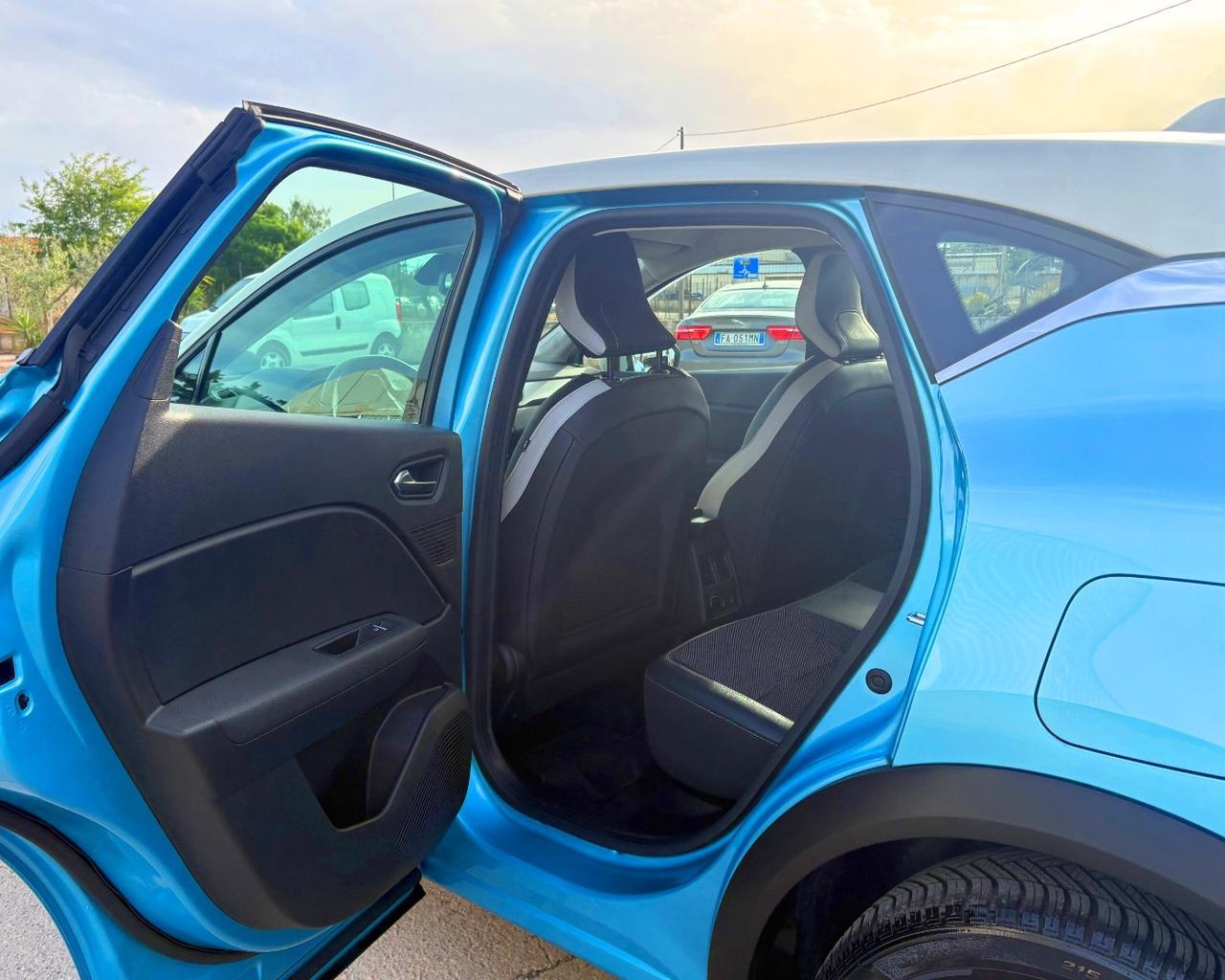 Renault Captur Plug-in Hybrid E-Tech 160 CV Intens