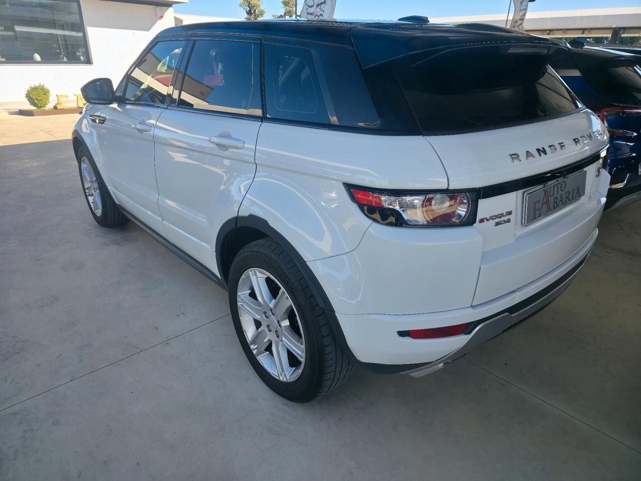 Land Rover Range Evoque 2.2 TD4 5p. Prestige