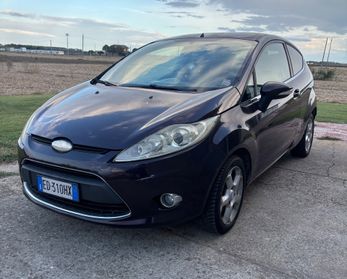 Ford Fiesta 1.4 3 porte Bz.- GPL Titanium