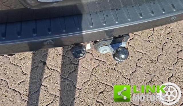 FORD Tourneo Custom 310 2.0 TDCi 130CV aut. PC Titanium 8 POSTI