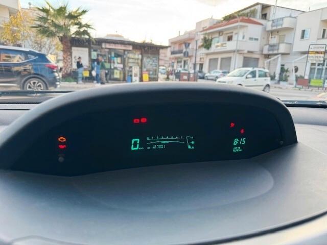 Toyota Yaris 1.0 5 porte Sol