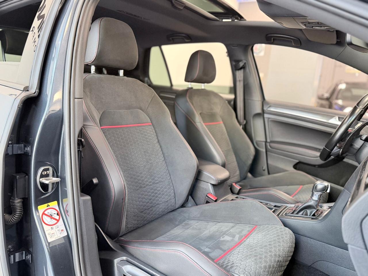 Volkswagen Golf GTI Performance 2.0 245 CV TSI 5p. BMT