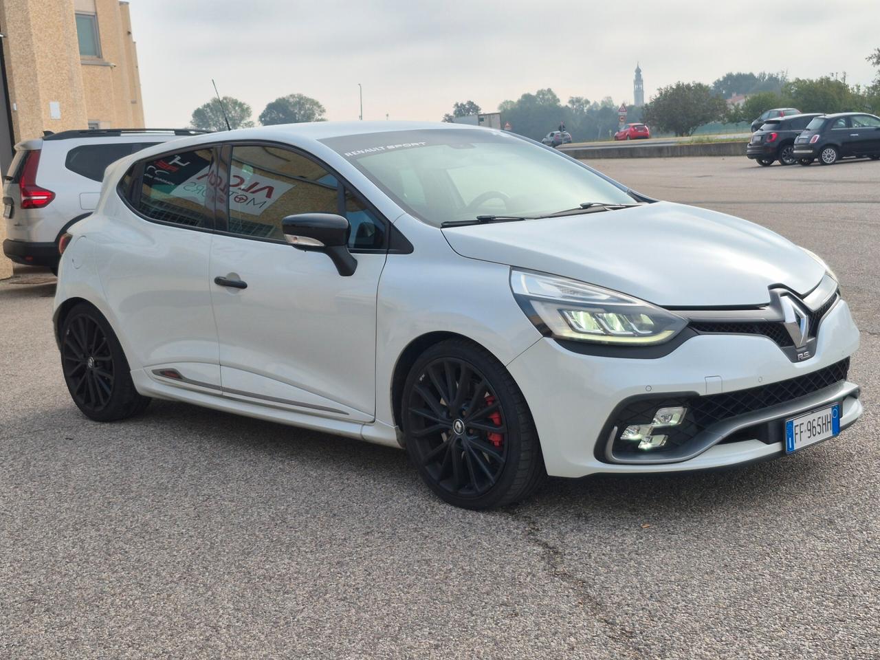 Renault Clio TCe 220CV EDC 5 porte Energy R.S. Trophy