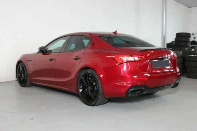 MASERATI Ghibli V6 430 CV Q4 Gransport