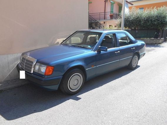 Mercedes-Benz Serie 200-320 200 cat