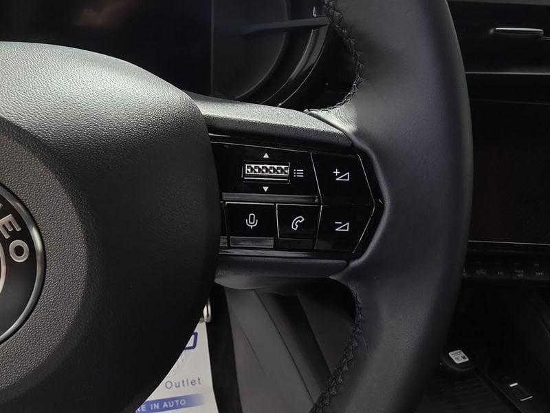 Alfa Romeo Junior Ibrida 1.2 145CV Hybrid eDCT6 Ti