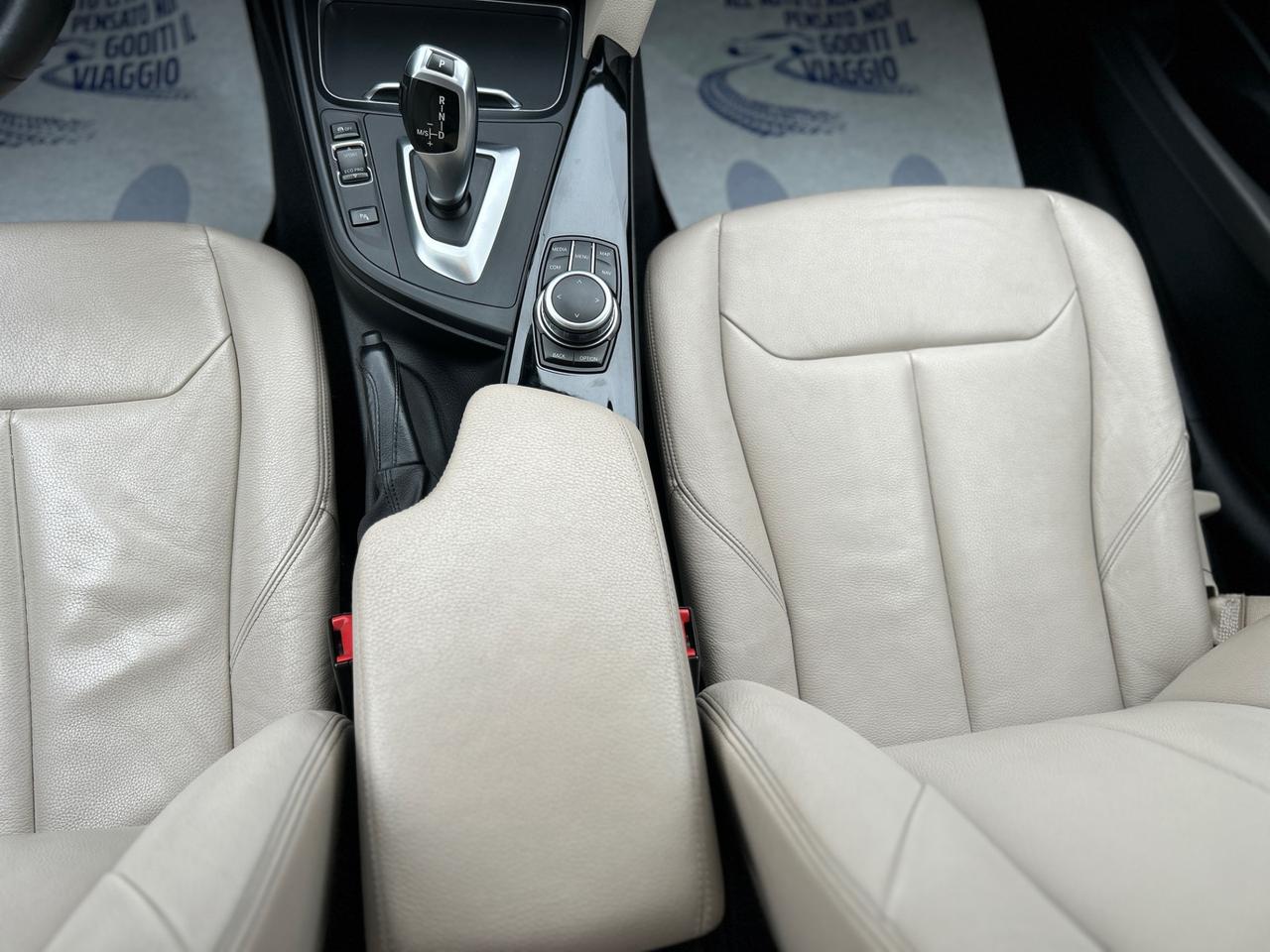 BMW Serie 3 Touring 318d Touring Luxury auto