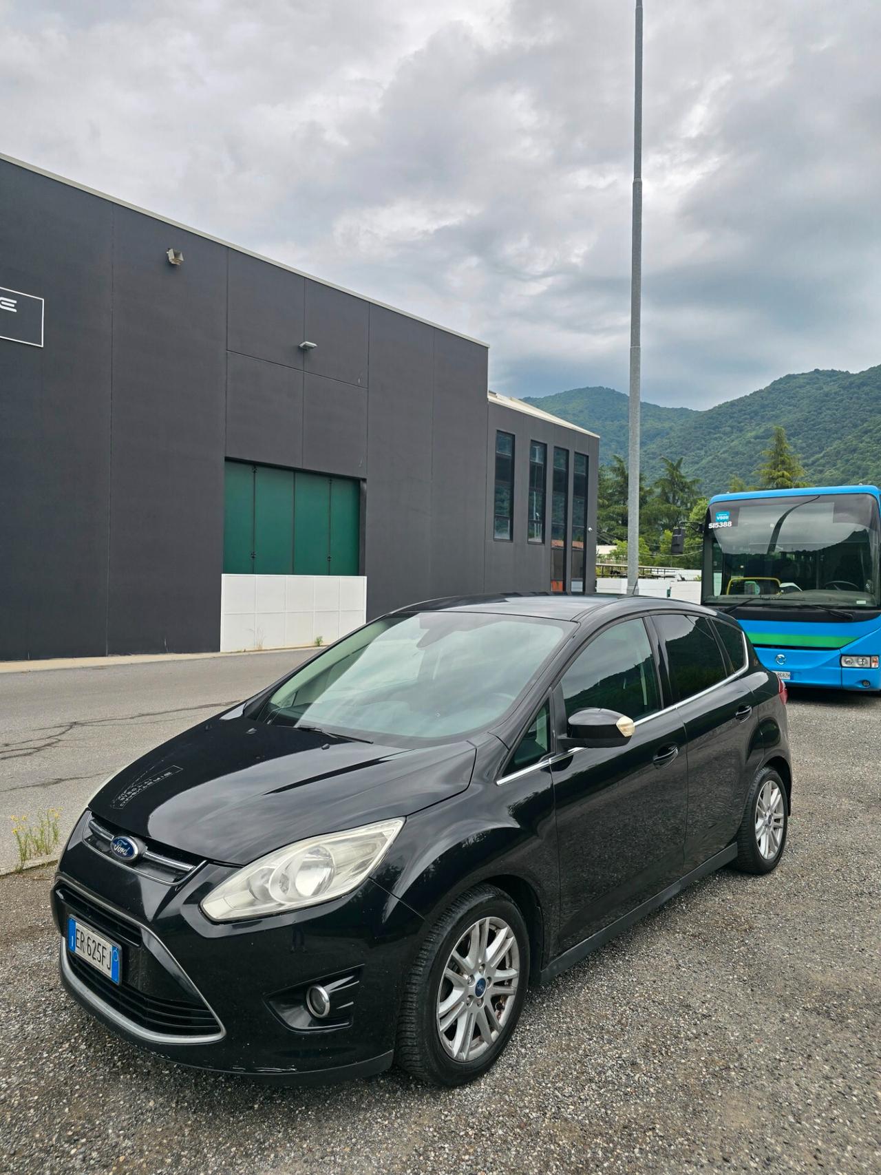 Ford C-Max Titanium