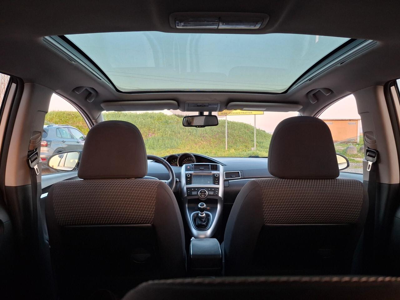 Toyota Verso 1.6 D-4D Style 7 Posti-TETTO-NAVIGATORE--