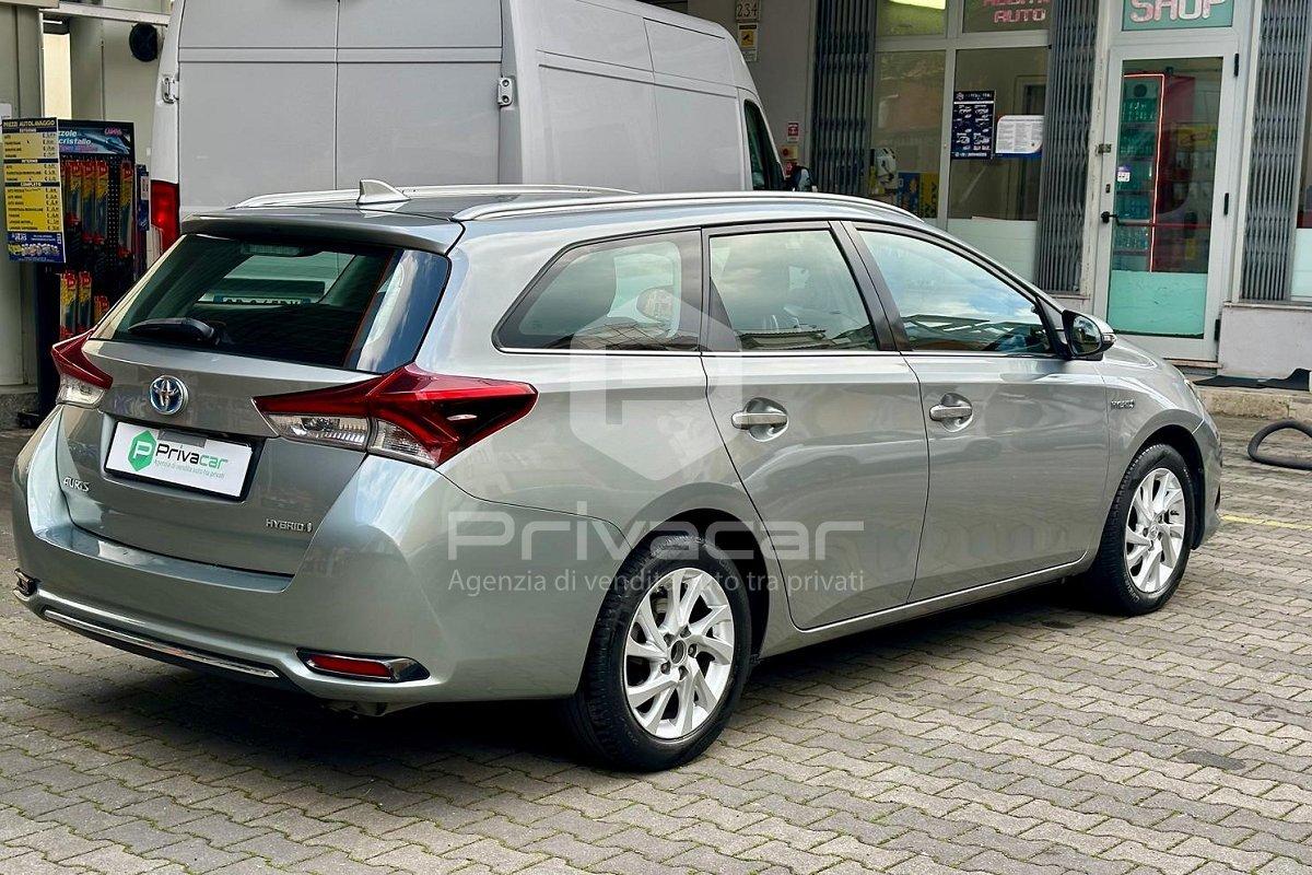 TOYOTA Auris Touring Sports 1.8 Hybrid Business