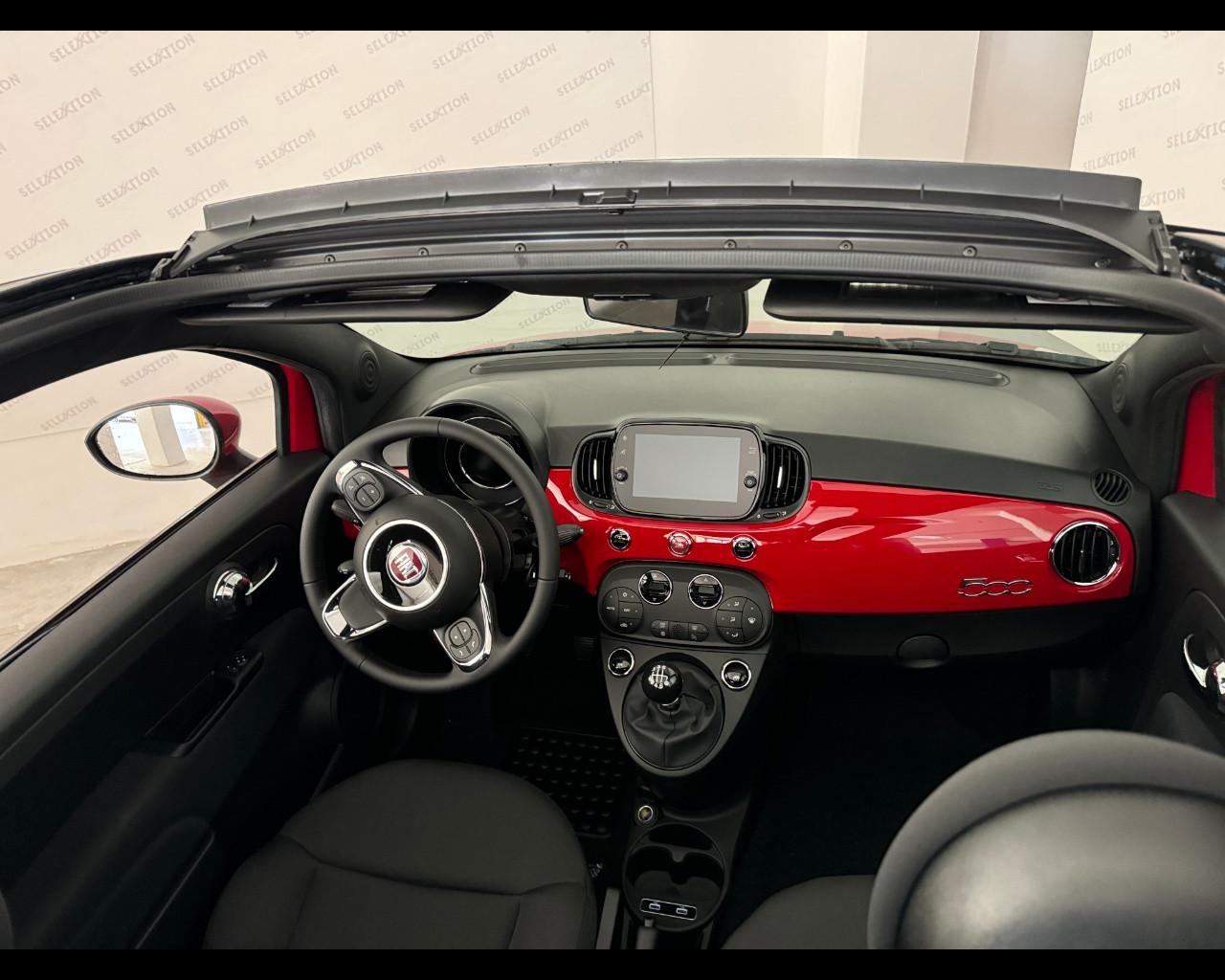 FIAT 500 (2015-->) - 500 C 1.0 Hybrid Dolcevita