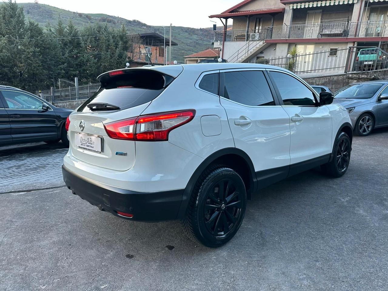 Nissan Qashqai 1.5 dCi DPF Tekna