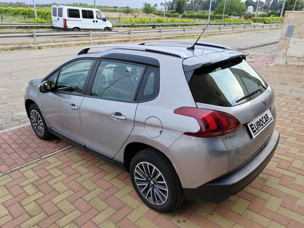 Peugeot 2008 BlueHDi 100 S&S Active