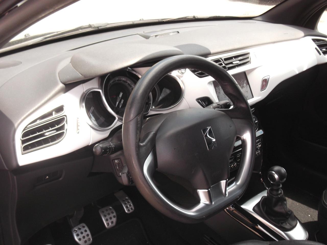 Ds DS3 DS 3 1.6 THP 155 Sport Chic - 14