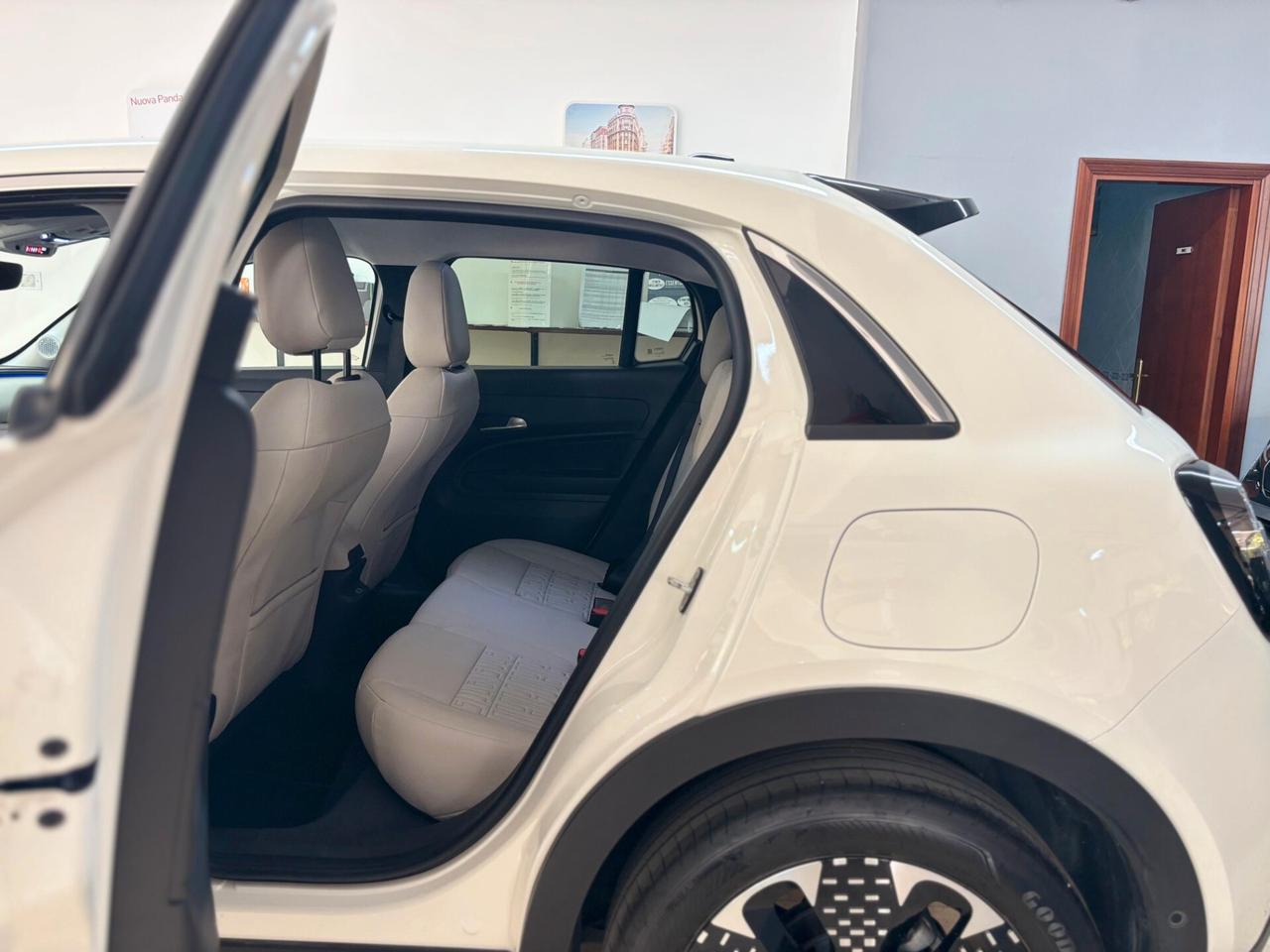 Fiat 600 Hybrid 110 CV DCT MHEV La Prima Plus