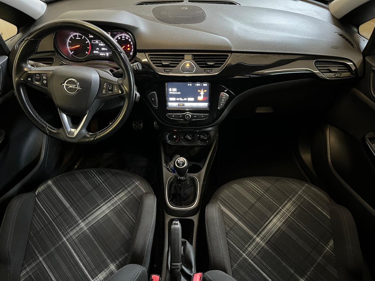 Opel Corsa 1.4 90CV GPL Tech 5 porte b-Color
