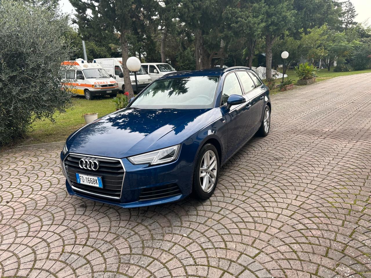 Audi A4 Avant 2.0 TDI 150 CV ultra S tronic Design UNICOPROPRIETARIO PERMUTABILE