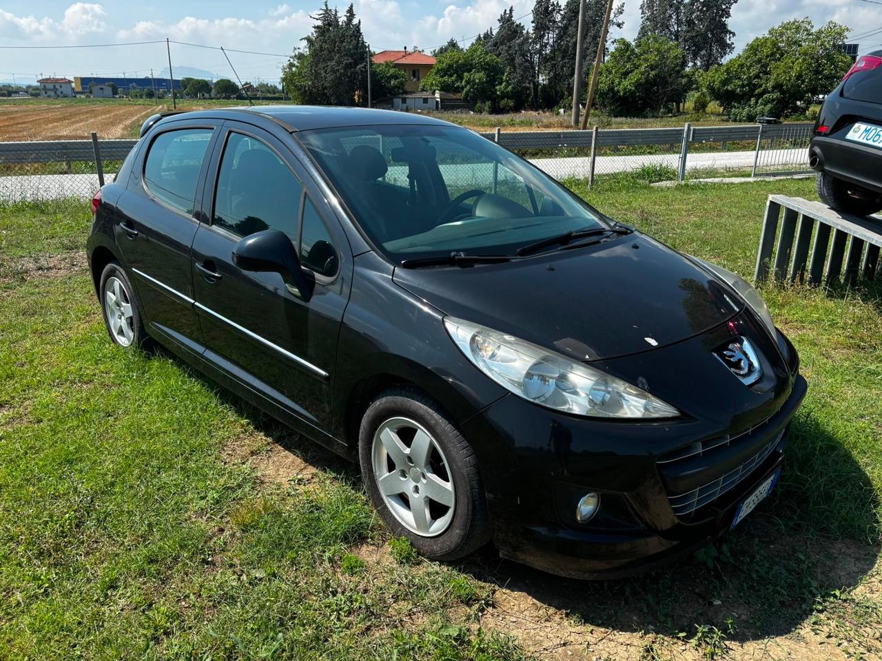 Peugeot 207 1.4 HDi 70CV 5p. Energie IDONEA PER NEOPATENTATI PERMUTABILE