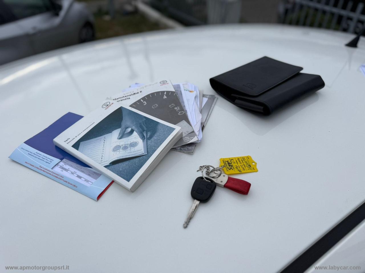 TOYOTA Yaris 1.0 5p. Sol GPL