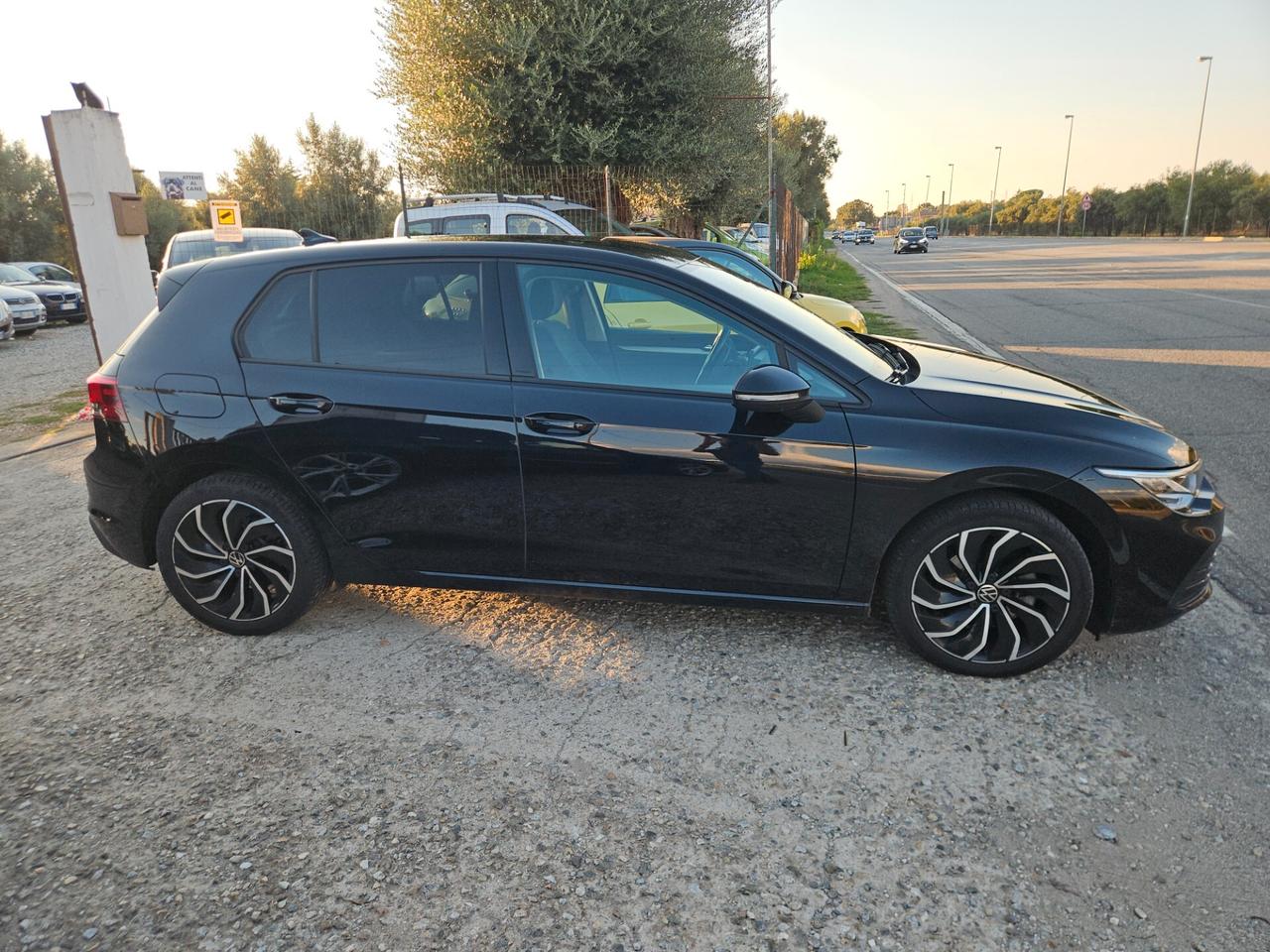 Volkswagen Golf 2.0 TDI 115 CV SCR Life
