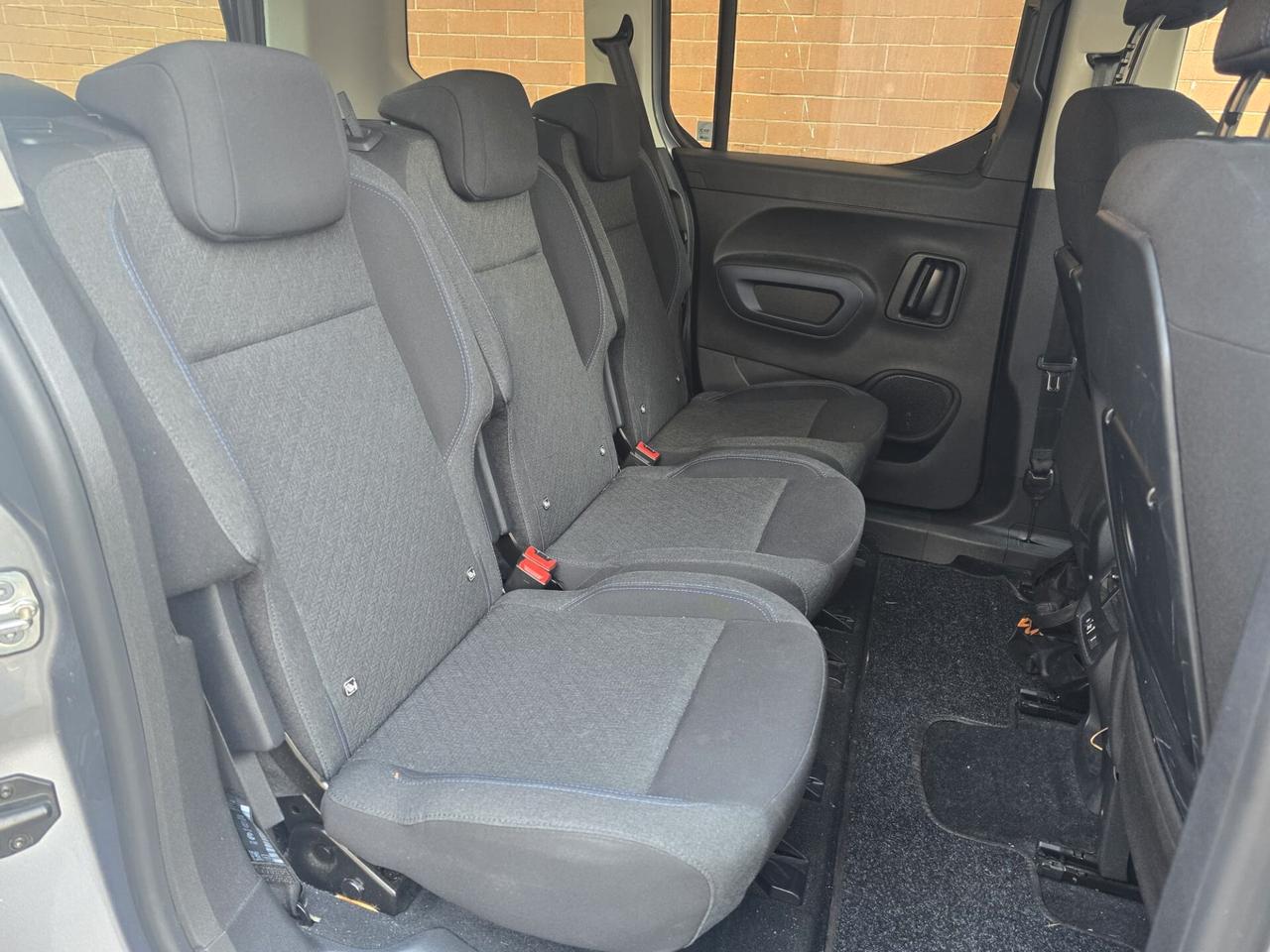 Peugeot Rifter Mix BlueHDi 130 S&S PC Allure Standard