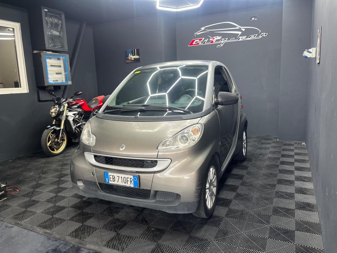 Smart Fortwo 1.0 Benzina (71 CV) – Anno 2009